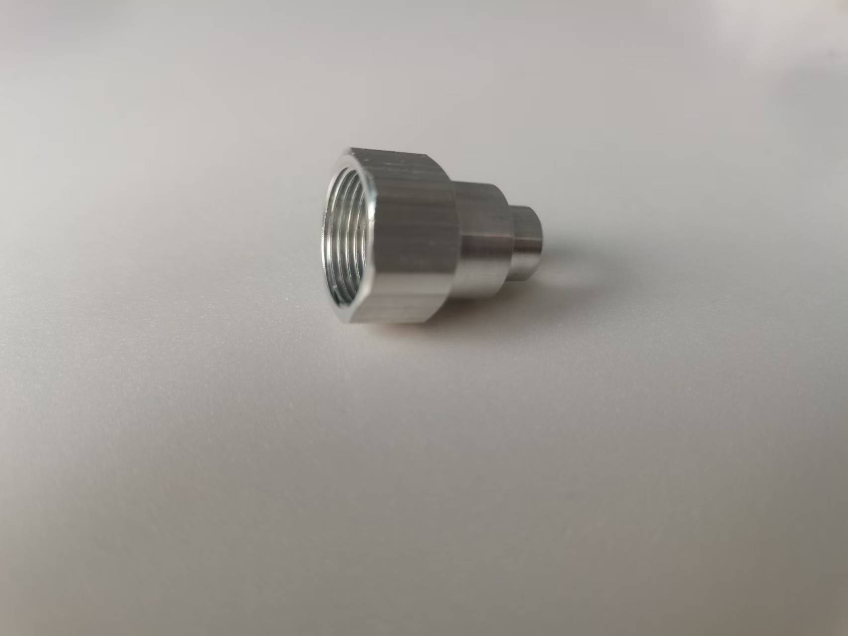 Aluminium socket head